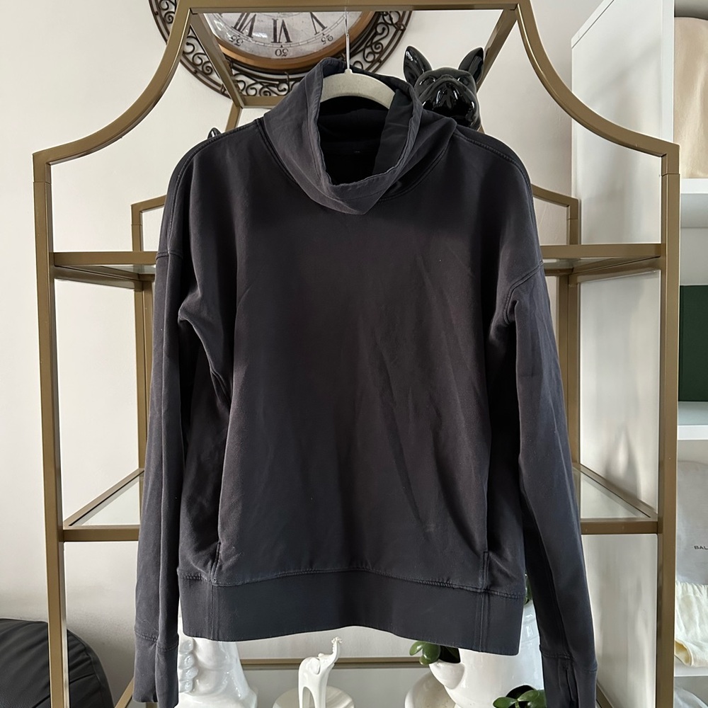 Lululemon sweater